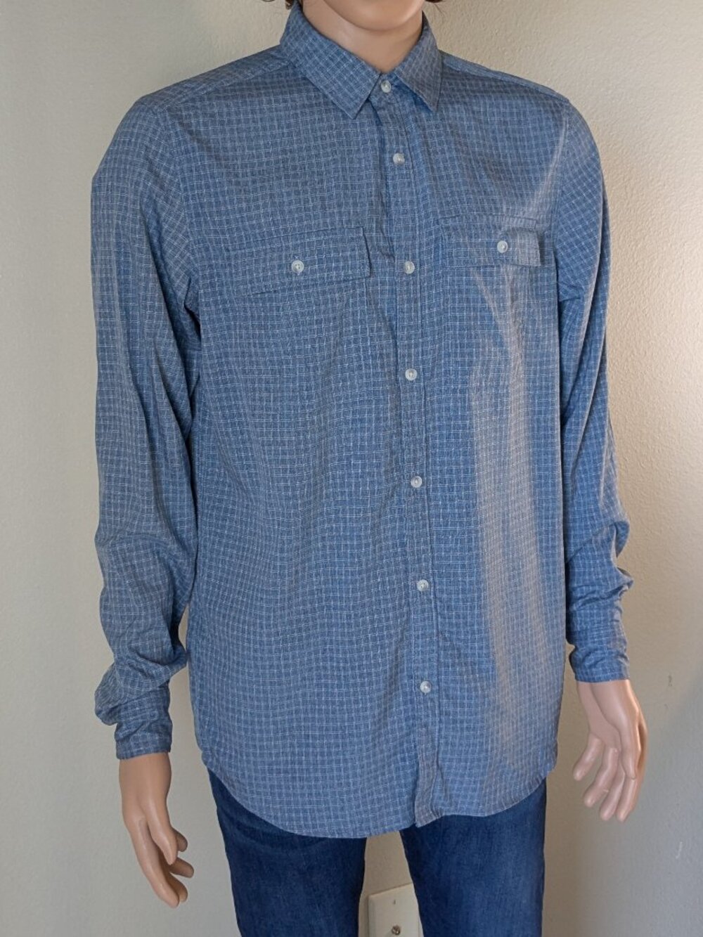 PrAna Shirt Men's Size ST Blue Gingham Garvan Button-up Vented Long Sleeve Shirt - Picture 6 of 15